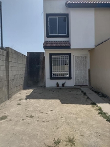 Casa en Venta en URBIQUINTA DEL CEDRO Tijuana, Baja California