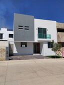 casas en venta - 200m2 - 4 recámaras - nuevo méxico - 5,380,000