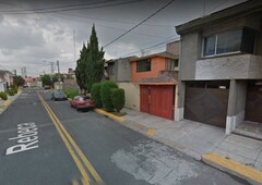 VENDO CASA EN UNIDAD VICTORIA-TOLUCA