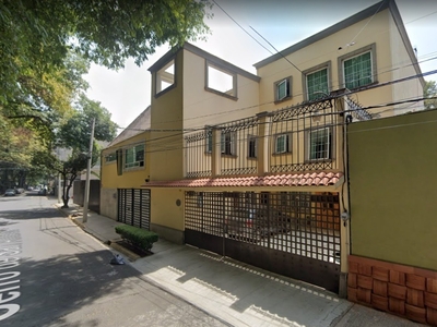 Casa En Venta De Recuperación Bancaria En Cerro San Andrés Coyoacán Cdmx. Fjma17