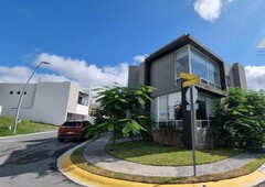 Carolco Residencial -CARRETERA NACIONAL- Casa en Renta Monterrey Zona Sur