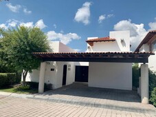 casas en renta - 300m2 - 3 recámaras - querétaro - 33,000