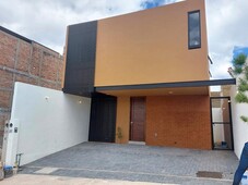 Casas en venta - 136m2 - 3 recámaras - Zacatecas - $2,650,130
