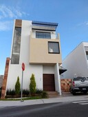 casas en venta - 210m2 - 4 recámaras - zibatá - 4,870,000