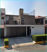 Casas en venta - 230m2 - 4 recámaras - Taxqueña - $1,412,000