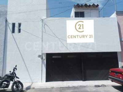 Renta Casa para oficina en Chula Vista Puebla, 25 Poniente