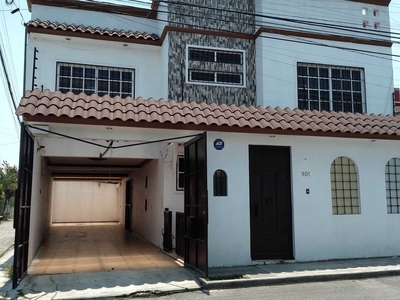 Casa en venta Calle General Abelardo L. Rodríguez 558, Ocho Cedros, Toluca, México, 50170, Mex