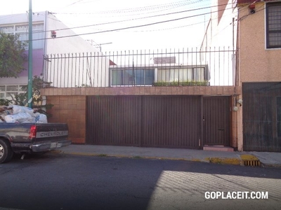 Casa en venta en Col. Militar Marte, Iztacalco - 3 baños - 240 m2