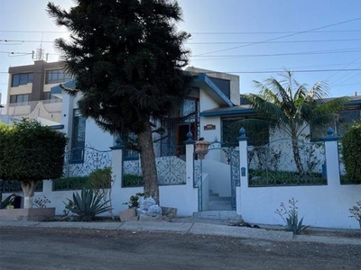 Se renta casa de 3 recámaras en Jardines de La Mesa, Tijuana