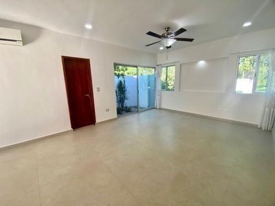 casas en renta - 342m2 - 6 recámaras - merida - 35,000