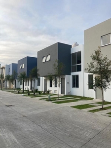 Casas en venta - 90m2 - 2 recámaras - Los Pinos - $2,290,000