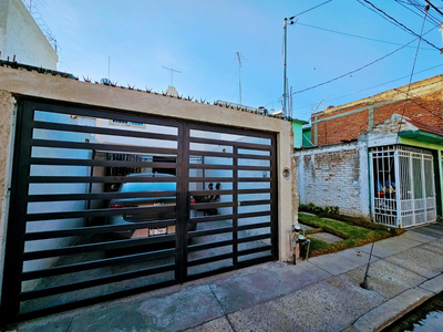 Casa En Venta En Echeveste - Ampliada Y Remodelada - León Guanajuato