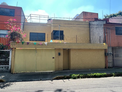 Casa Sola En Venta, Coyoacán
