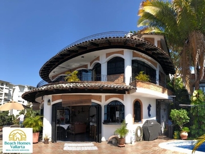Hermosa Villa En Venta Ubicada En Amapas, Puerto Vallarta