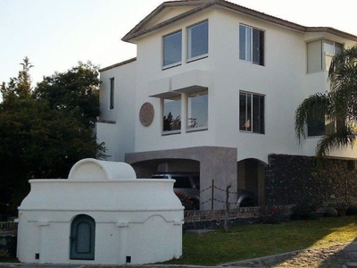 CASA EN RENTA AMUEBLADA EN BALCONES DE JURIQUILLA QUERETARO.