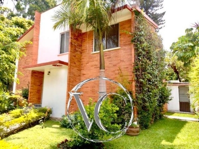 Casa en venta en codiciado condominio ubicado en col, Delicias