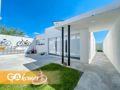Casas en venta - 200m2 - 3 recámaras - Tequisquiapan - $2,375,000