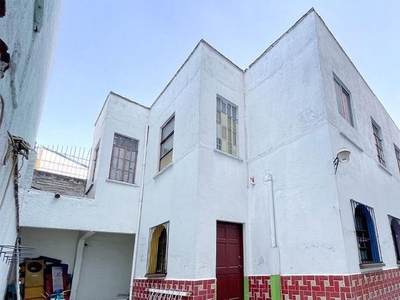 Casas en venta - 300m2 - 6+ recámaras - Cuauhtémoc - $33,000,000