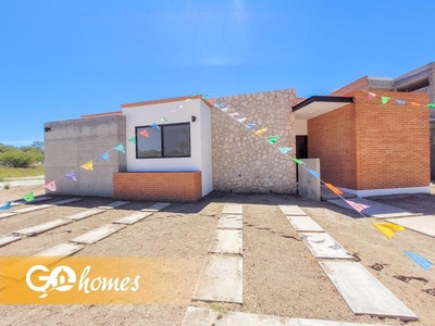 Casas en venta - 423m2 - 3 recámaras - Ezequiel Montes - $3,600,000