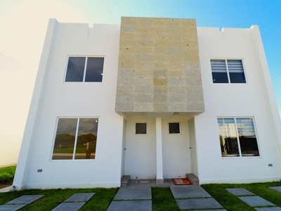 Casas en venta - 78m2 - 3 recámaras - La Piedad - $1,376,000