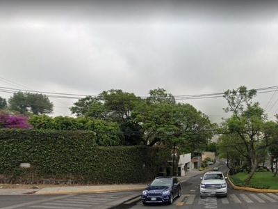 VENTA DE REMATE EN JARDINES DEL PEDREGAL