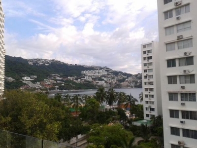 Venta departamento en Las Fragatas de Acapulco Guerrero, a 30 metros de la playa