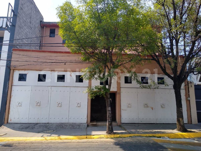 Casa En Venta En Lomas De Bellavista, Atizapán, Estado De México