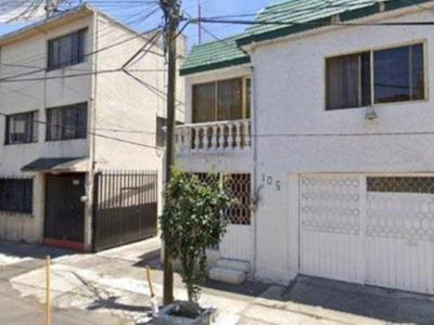 Casa En Venta En Remate Bancario En Nueva Santa María. Azcapotzalco