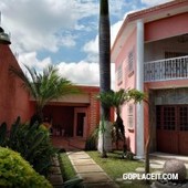 Venta Casa en Fracc Paraiso en Jojutla Morelos, El Paraíso - 6 habitaciones - 4 baños - 320.00 m2