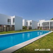 En Venta nueva, Residencial Ceiba, Casa con alberca, Cuernavaca Sur., Xochitepec - 153 m2