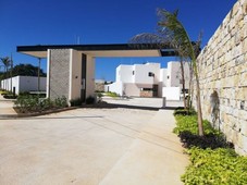 Casa en venta Merida Mod Begonia un piso 3 recamaras Cholul Yucatan