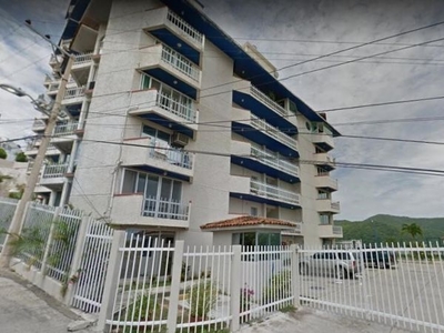 GRAN DEPARTAMENTO CON ALBERCA EN VENTA!!! COSTA AZUL, ACA. APARTALO YA!!!