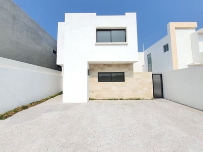 Casa de 4 habitaciones con alberca en la Riviera Veracruzana, Alvarado, Veracruz