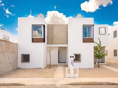 Casa en venta en Mérida, Amaneceres Nuevo Oriente (Mod 123)