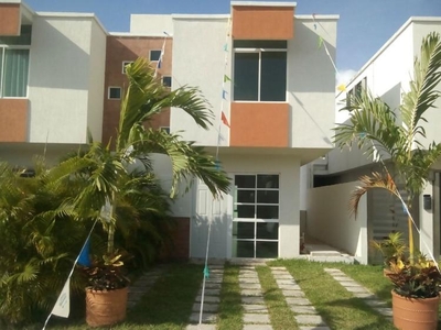 Casa en Venta en playa azul Playa del Carmen, Quintana Roo