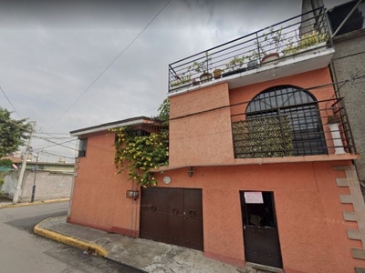 Casa en Xochimilco. Adjudicada alma*181A