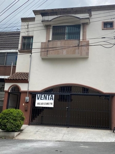 Doomos. Casa en venta en Col. Villas Del Valle, San Pedro Garza García