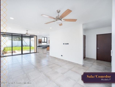 Doomos. Casa en venta Mérida Cholul 232935 GY