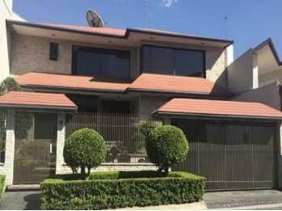 Doomos. VENDO CASA EN JARDINES DE LA MONTAÑA TLALPAN CDMX EGA