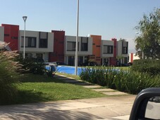 casa a estrenar, en frac vista sur nuevo, con casa club con alberca