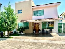 casa en venta dentro de coto en jardín real zona real