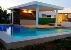 casa en venta en privilegiada zona de tamanche con 4 habitaciones y piscina