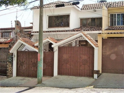 Casa en venta Fraccionamiento Club Felicidad, Bugambilias, Lomas Tetela, Cuernavaca, Morelos, México