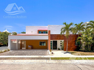 Casa En Renta En Villa Magna Cancún / Codigo: Clm1033