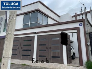 Casa en venta Capultitlan, Toluca De Lerdo, Estado De México, México
