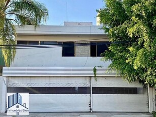 Casa en Venta en Lomas de Guevara Guadalajara, Jalisco