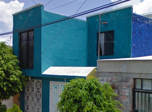 Casa En Venta En Santiago De Queretaro, (remate Bancario)