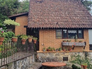 Casa en venta Ruta Del Bosque 118, Avandaro, Valle De Bravo, Estado De México, México