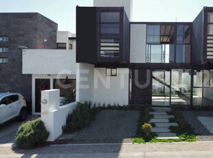 Casa En Venta, San Isidro Juriquilla, Querétaro.