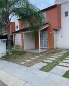3 recamaras en venta en conjunto habitacional arroyos xochitepec xochitepec